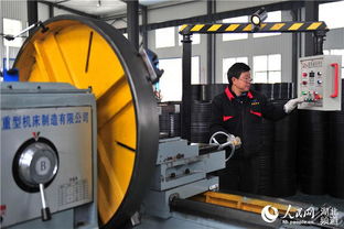 高清組圖 三峽壩區(qū)工廠生產(chǎn)忙 移民群眾家門口好就業(yè)